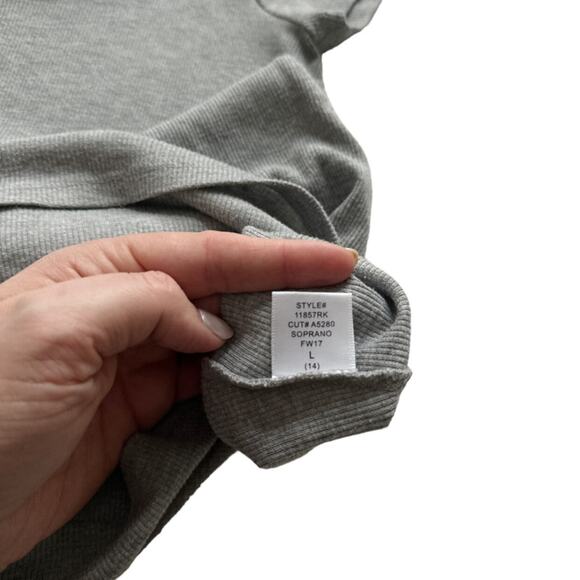 Soprano Gray Ribbed Knit Swing Dress Size 14 - Picture 5 of 5